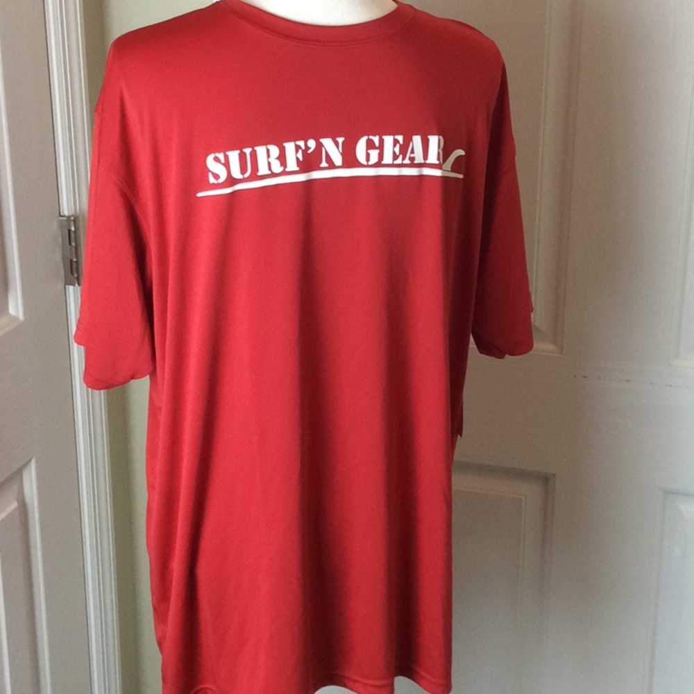 Surf ‘N Gear short sleeve shirt